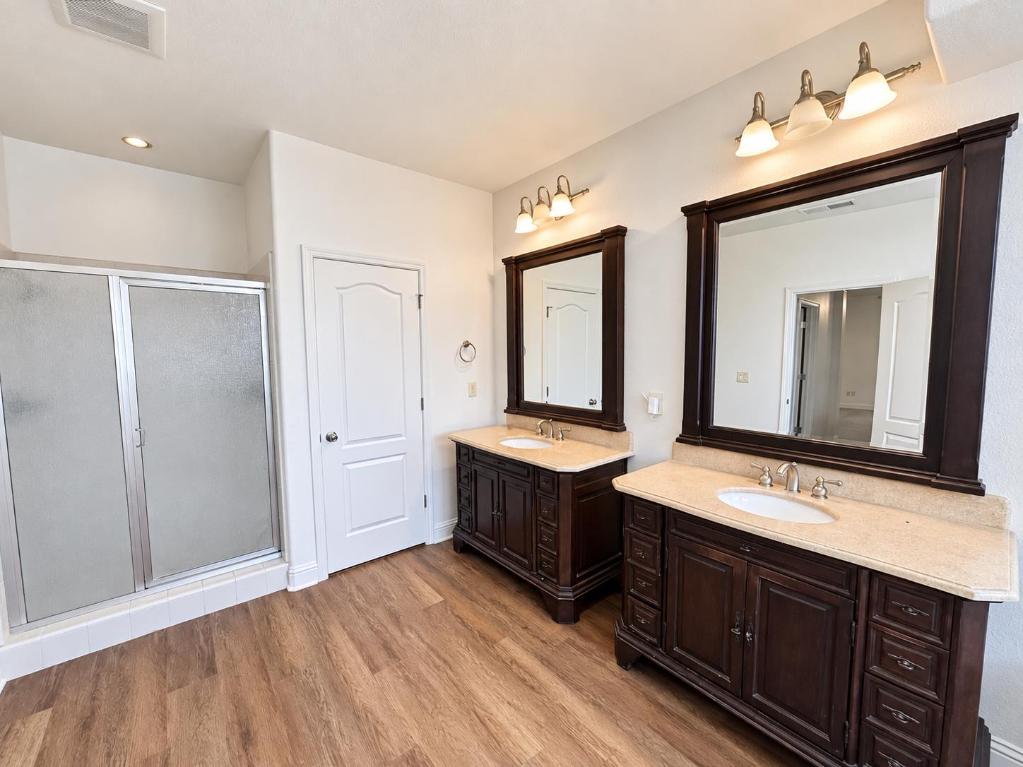 5932 E Byrd Ave, Fresno, CA 93727