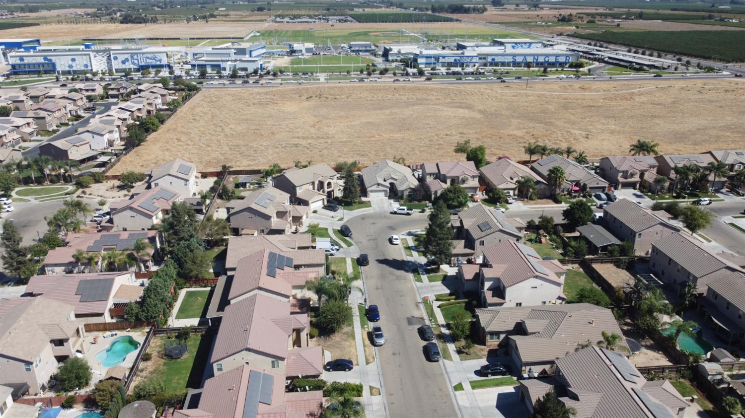 5932 E Byrd Ave, Fresno, CA 93727