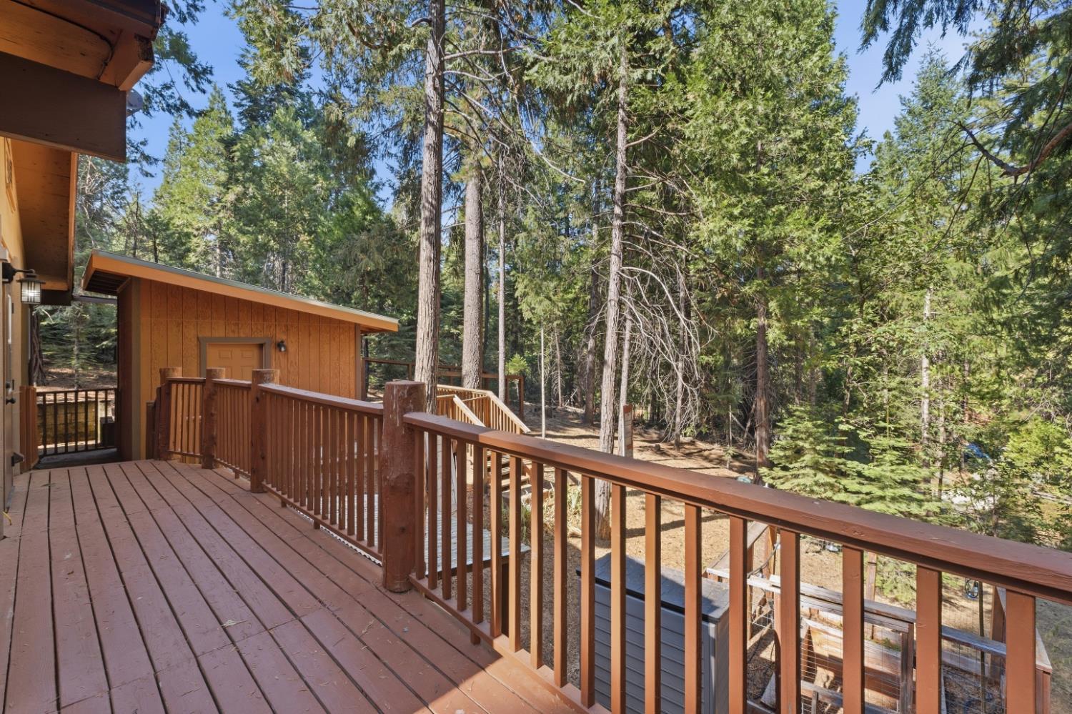 7141 Snyder Ridge Rd, Mariposa, CA 95338