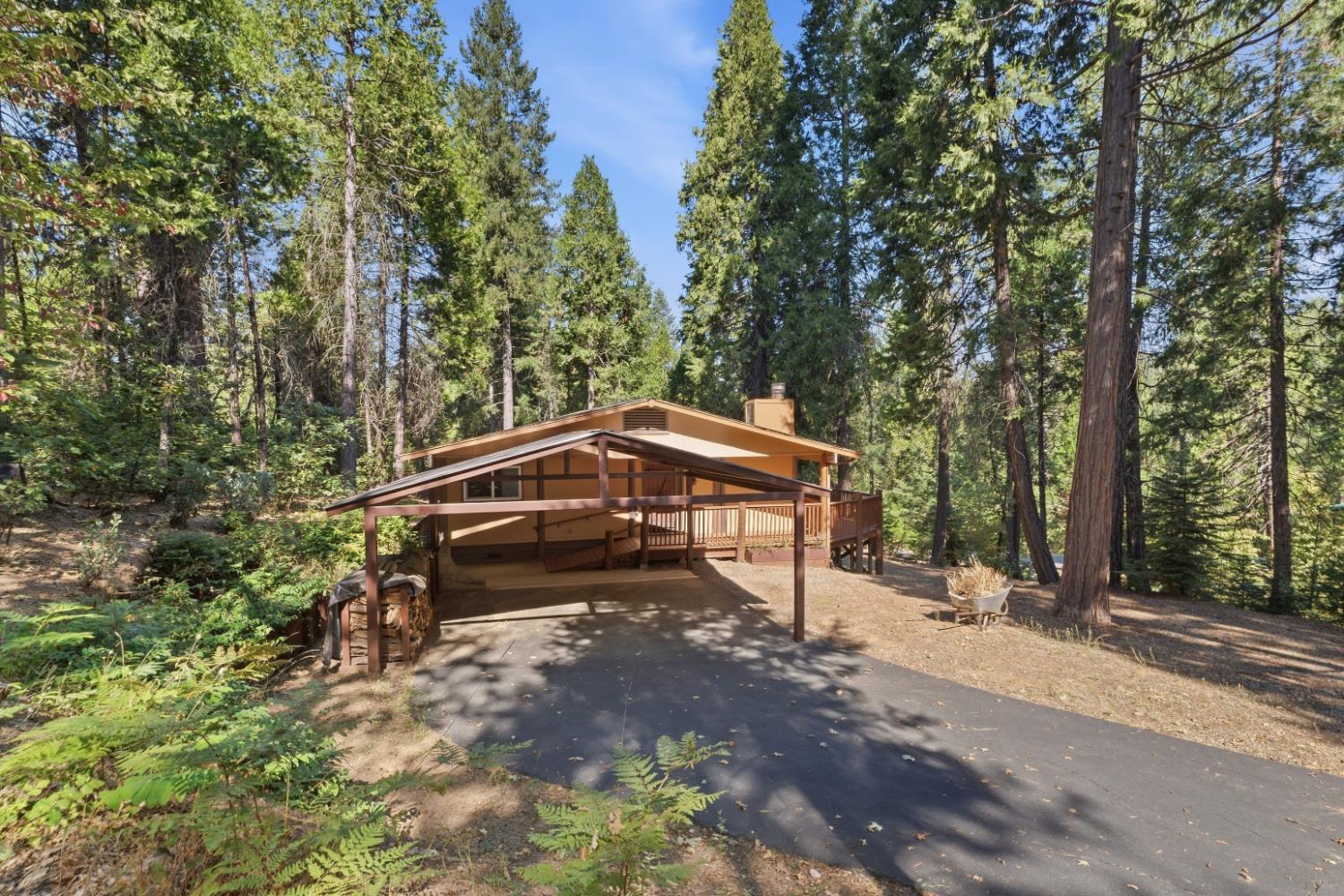 7141 Snyder Ridge Rd, Mariposa, CA 95338