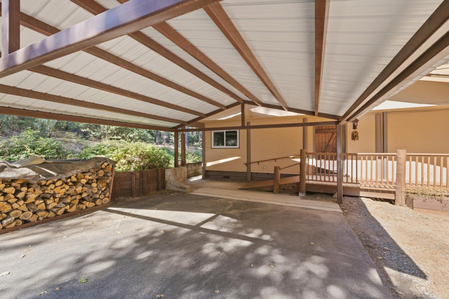 7141 Snyder Ridge Rd, Mariposa, CA 95338