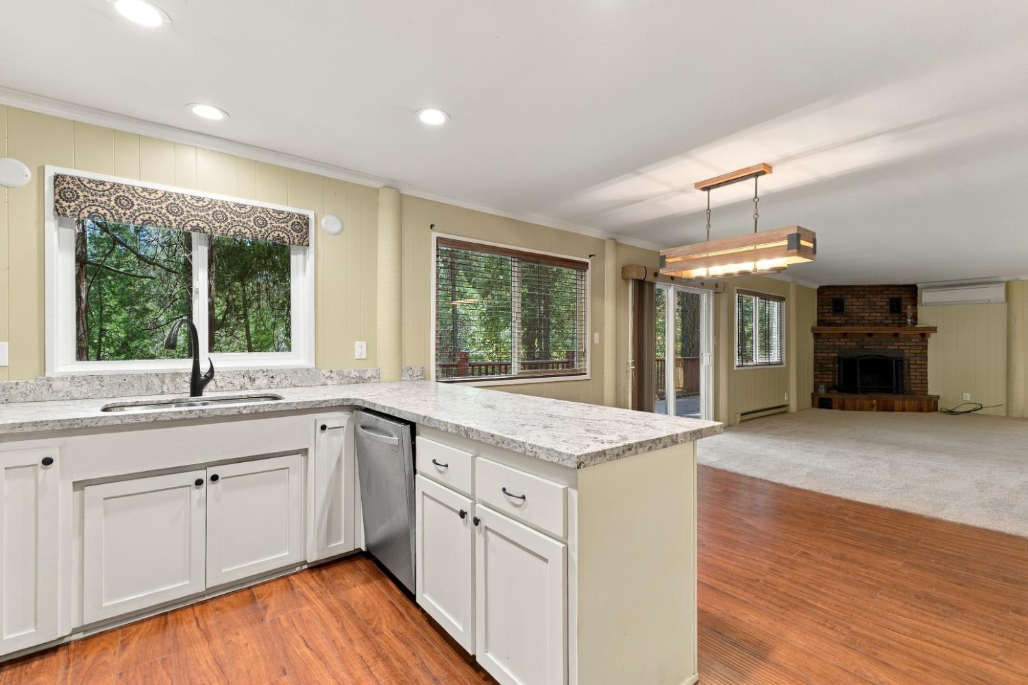 7141 Snyder Ridge Rd, Mariposa, CA 95338