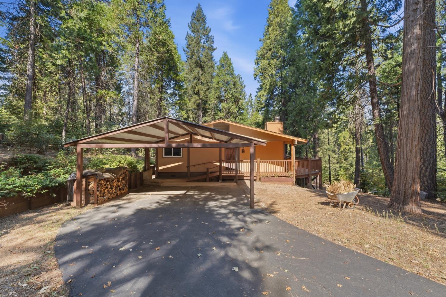 7141 Snyder Ridge Rd, Mariposa, CA 95338