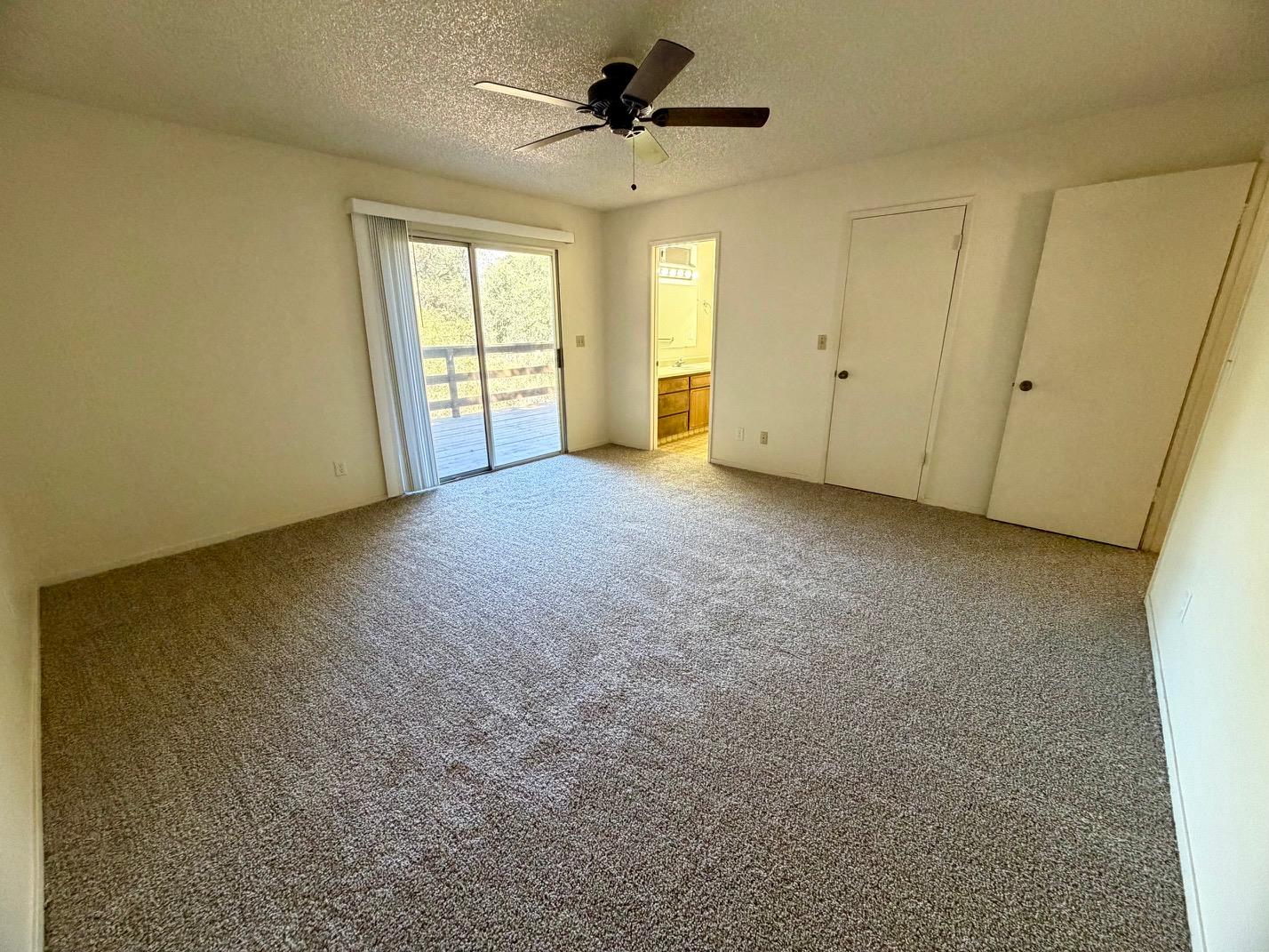 50231 Spook Ln, Oakhurst, CA 93644