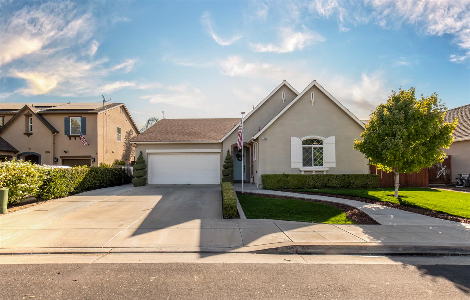 1853 Twinberry Ave, Clovis, CA 93619