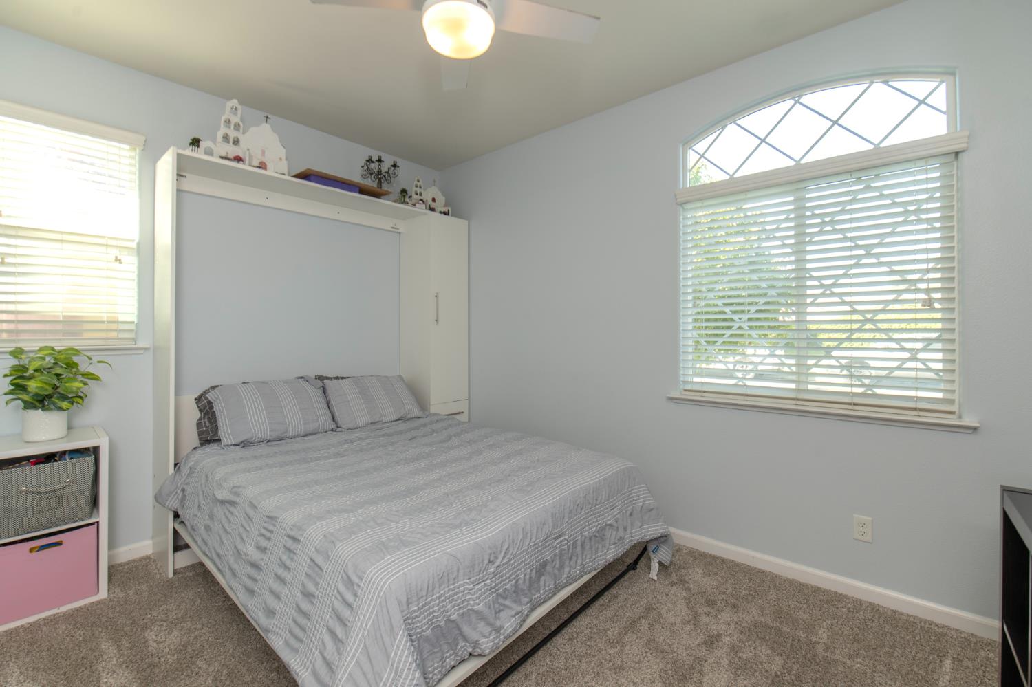 1853 Twinberry Ave, Clovis, CA 93619