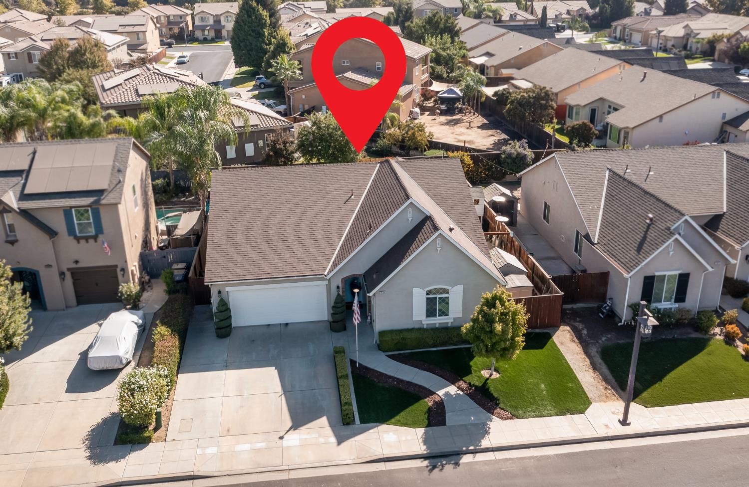 1853 Twinberry Ave, Clovis, CA 93619