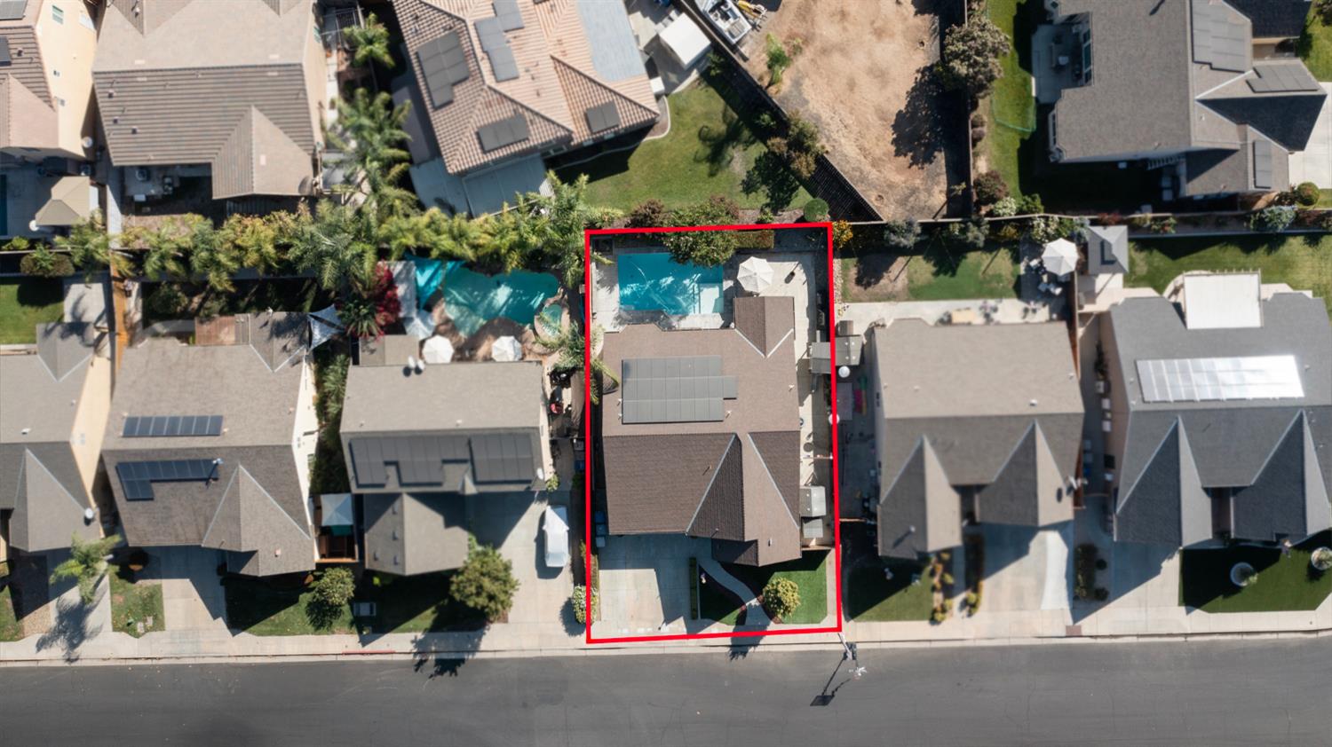 1853 Twinberry Ave, Clovis, CA 93619