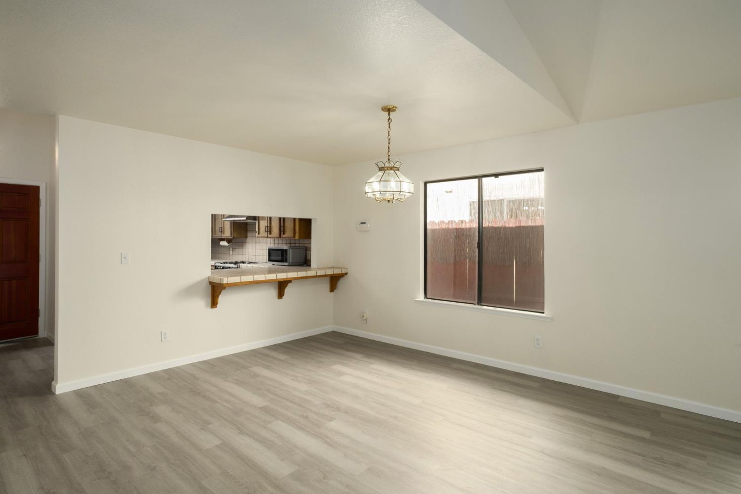 3418 Oryan St, Selma, CA 93662