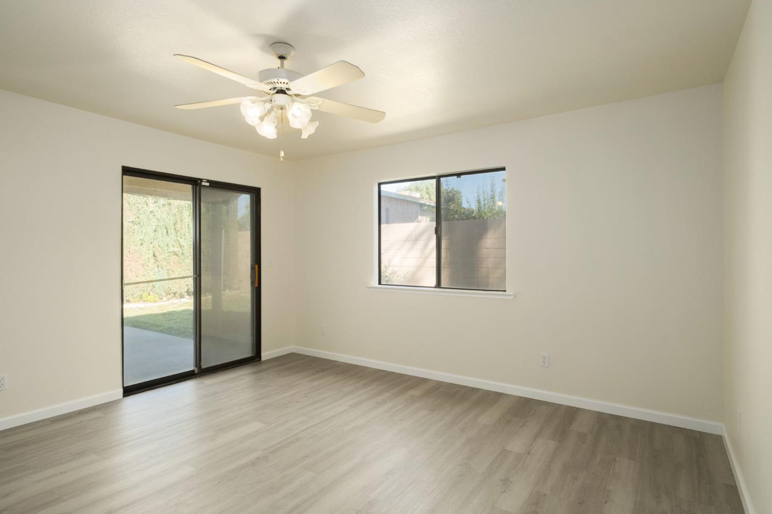 3418 Oryan St, Selma, CA 93662