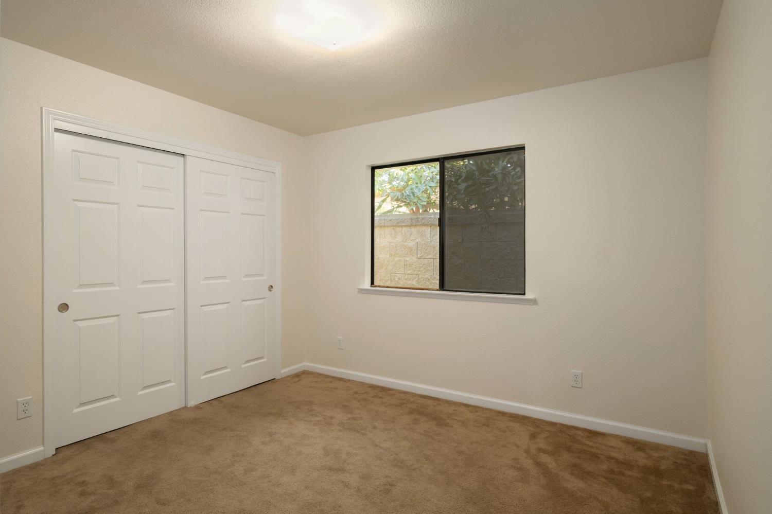 3418 Oryan St, Selma, CA 93662