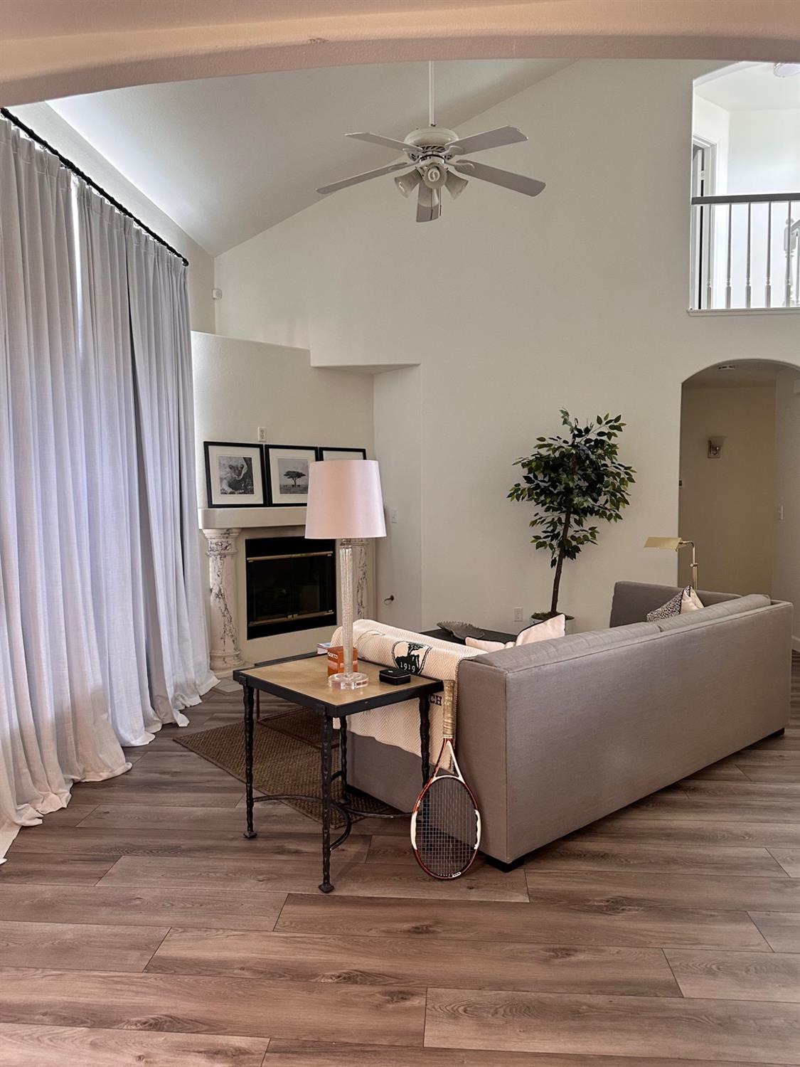 9546 N Senator Dr, Fresno, CA 93720