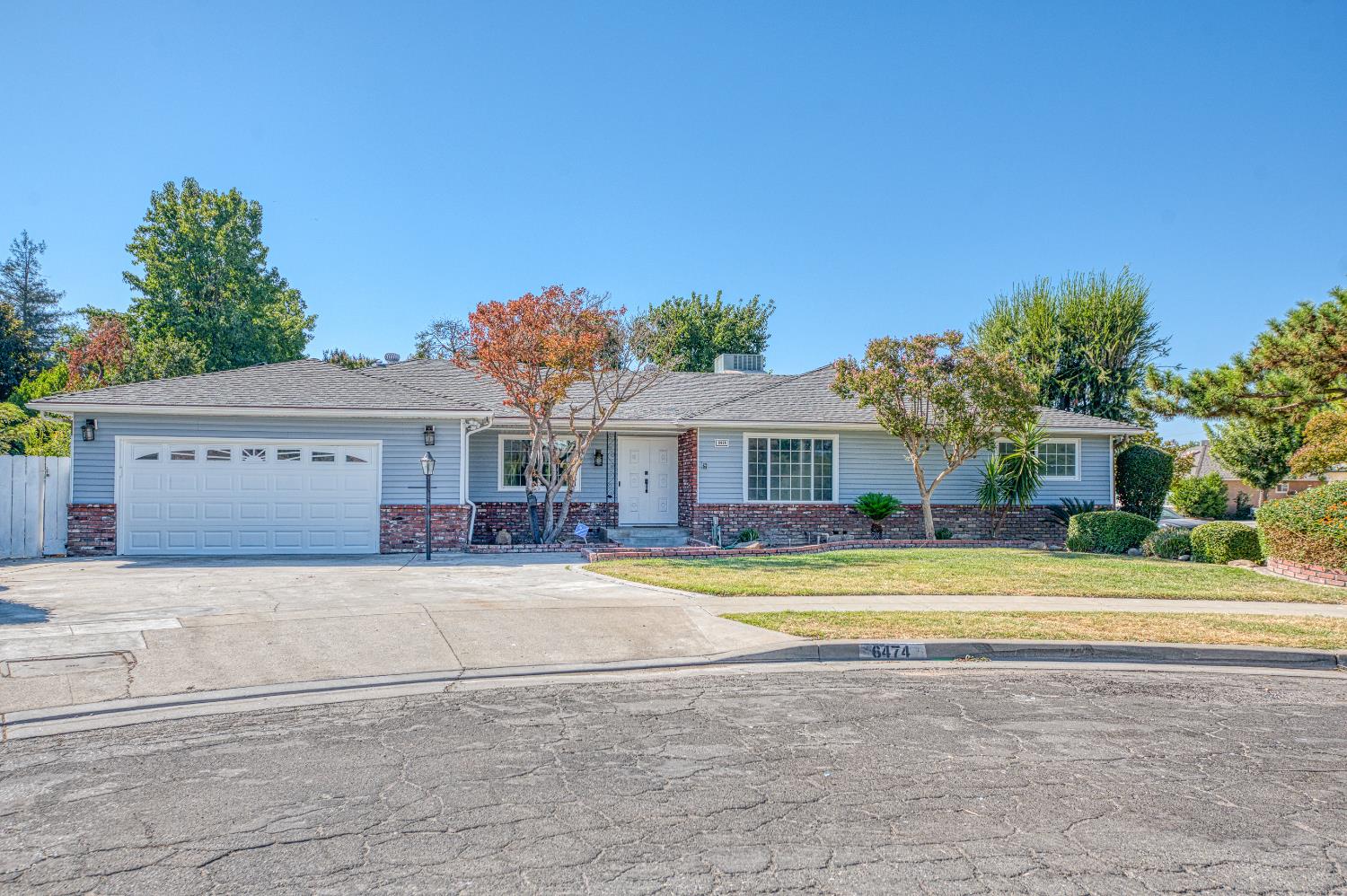 6474 N 5Th St, Fresno, CA 93710