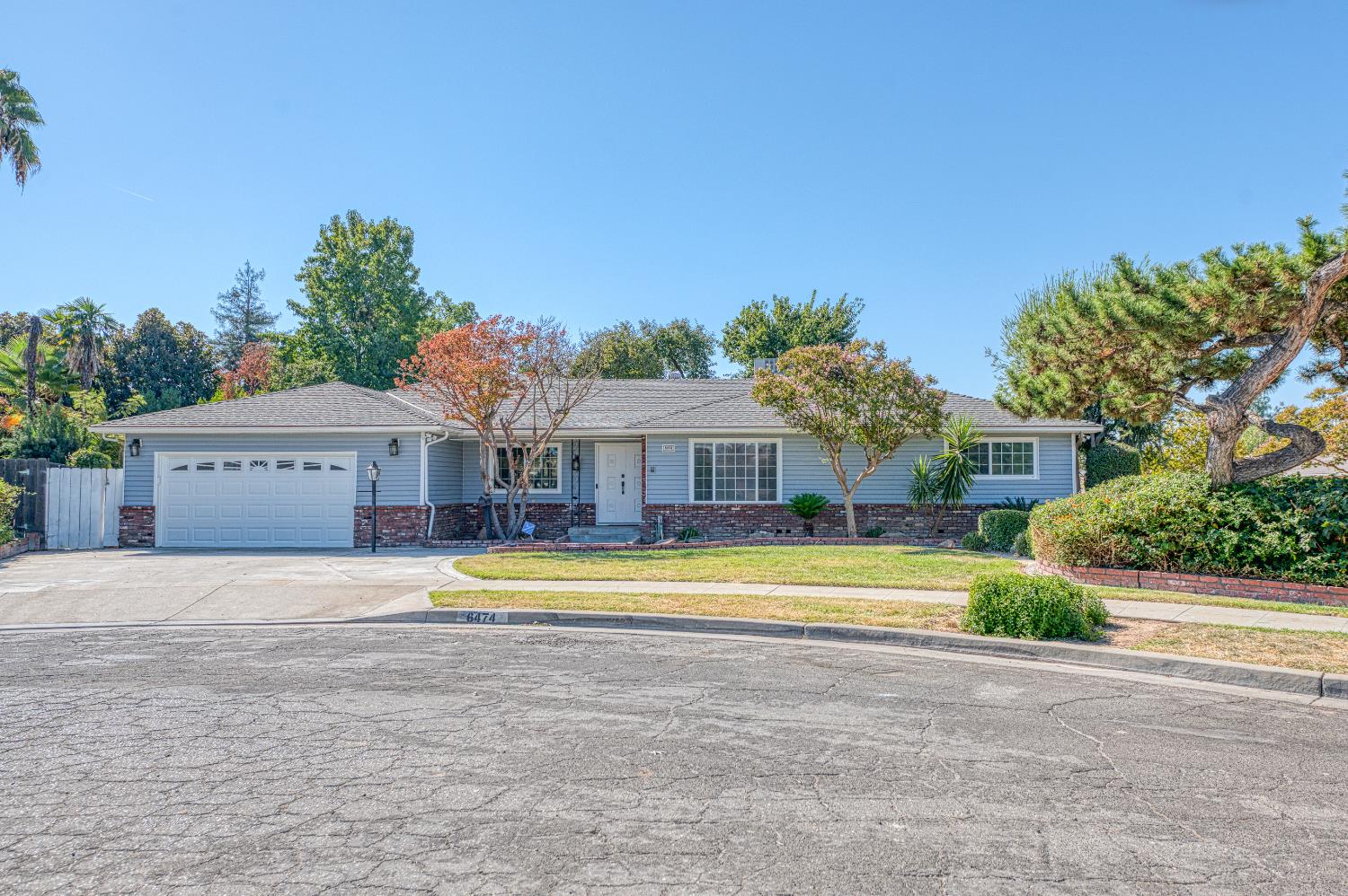 6474 N 5Th St, Fresno, CA 93710