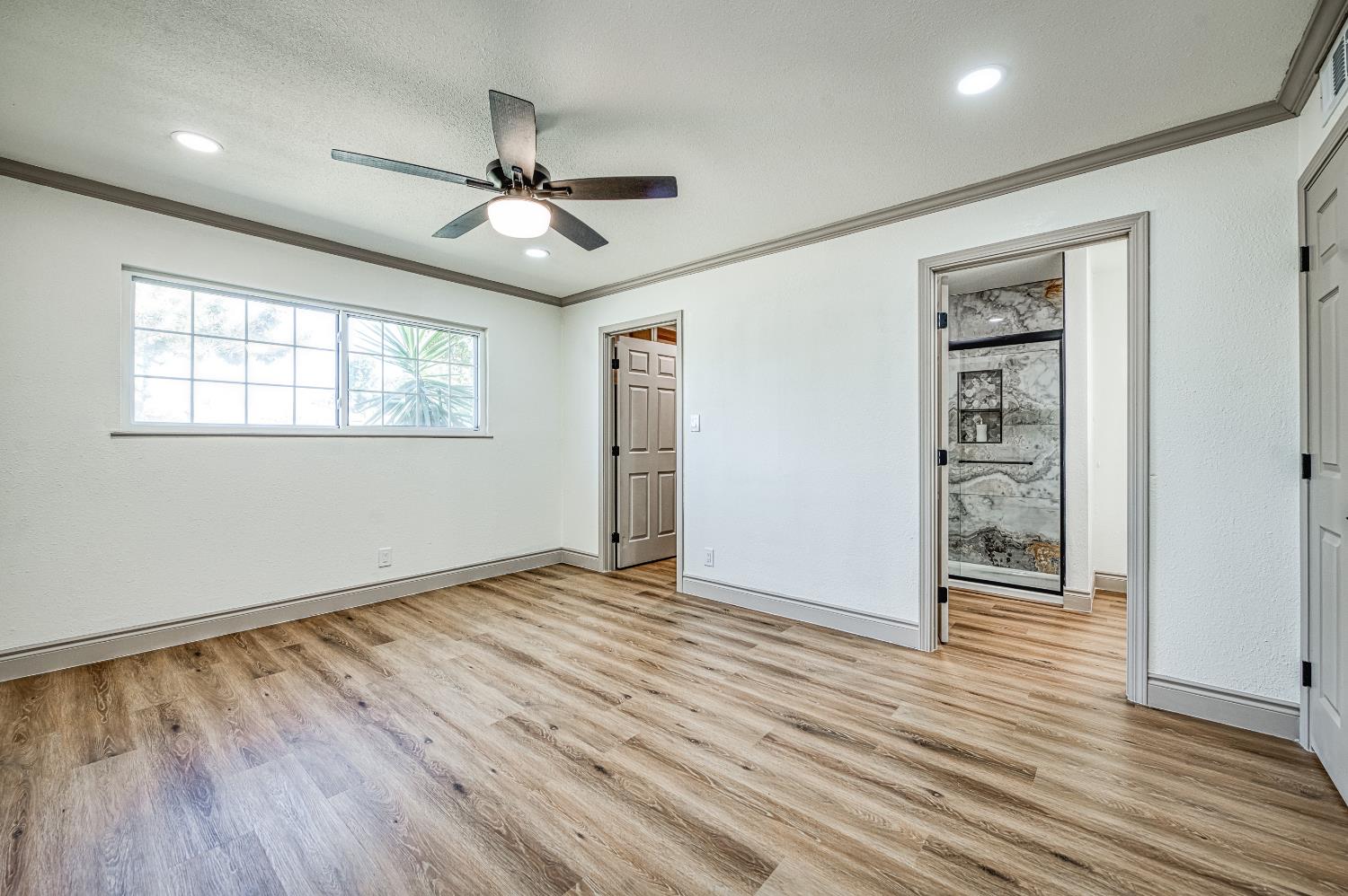 6474 N 5Th St, Fresno, CA 93710