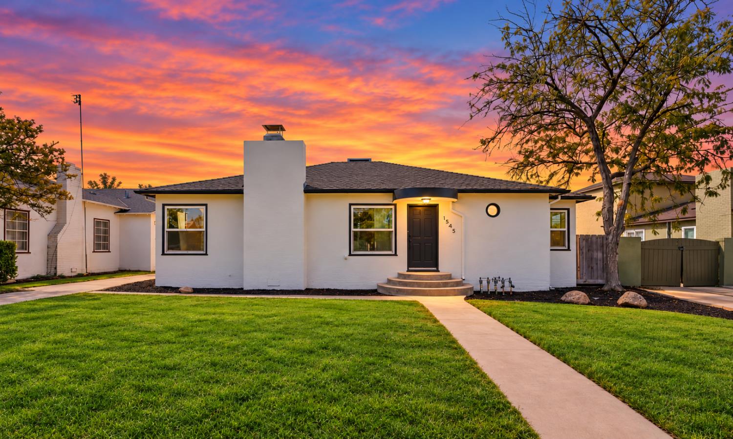 1545 N Vagedes Ave, Fresno, CA 93728