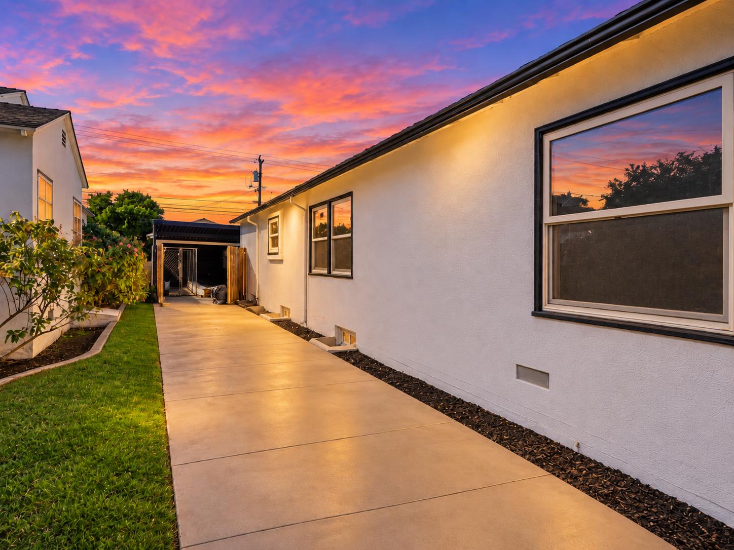 1545 N Vagedes Ave, Fresno, CA 93728