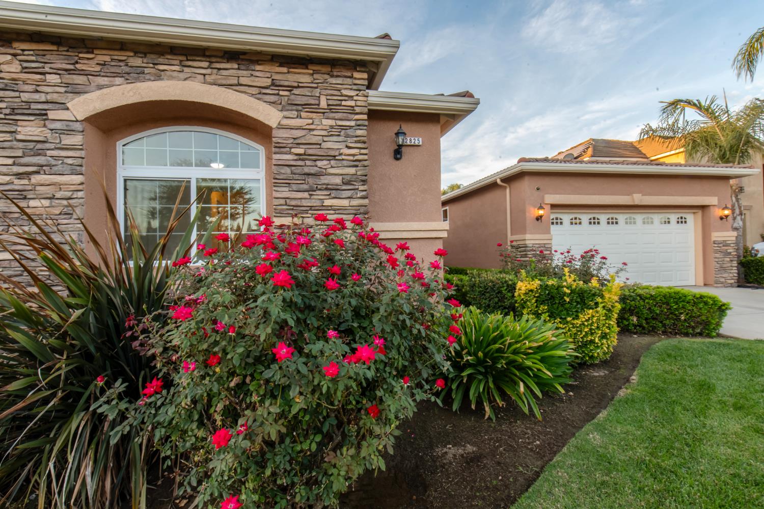 2825 E Quincy Ave, Fresno, CA 93720