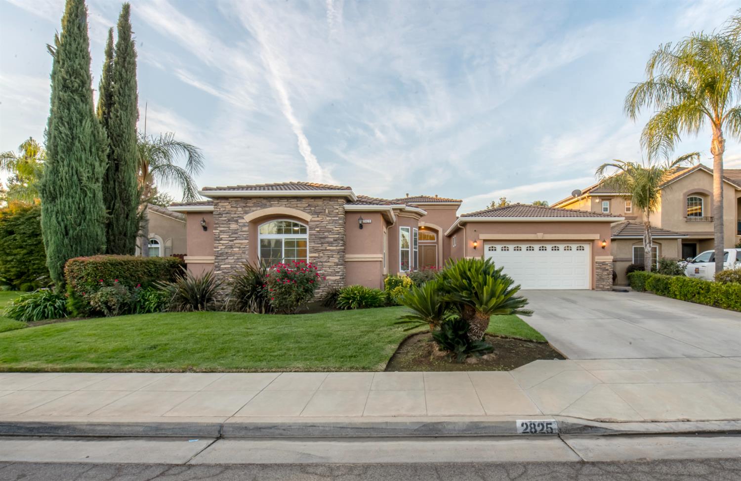 2825 E Quincy Ave, Fresno, CA 93720