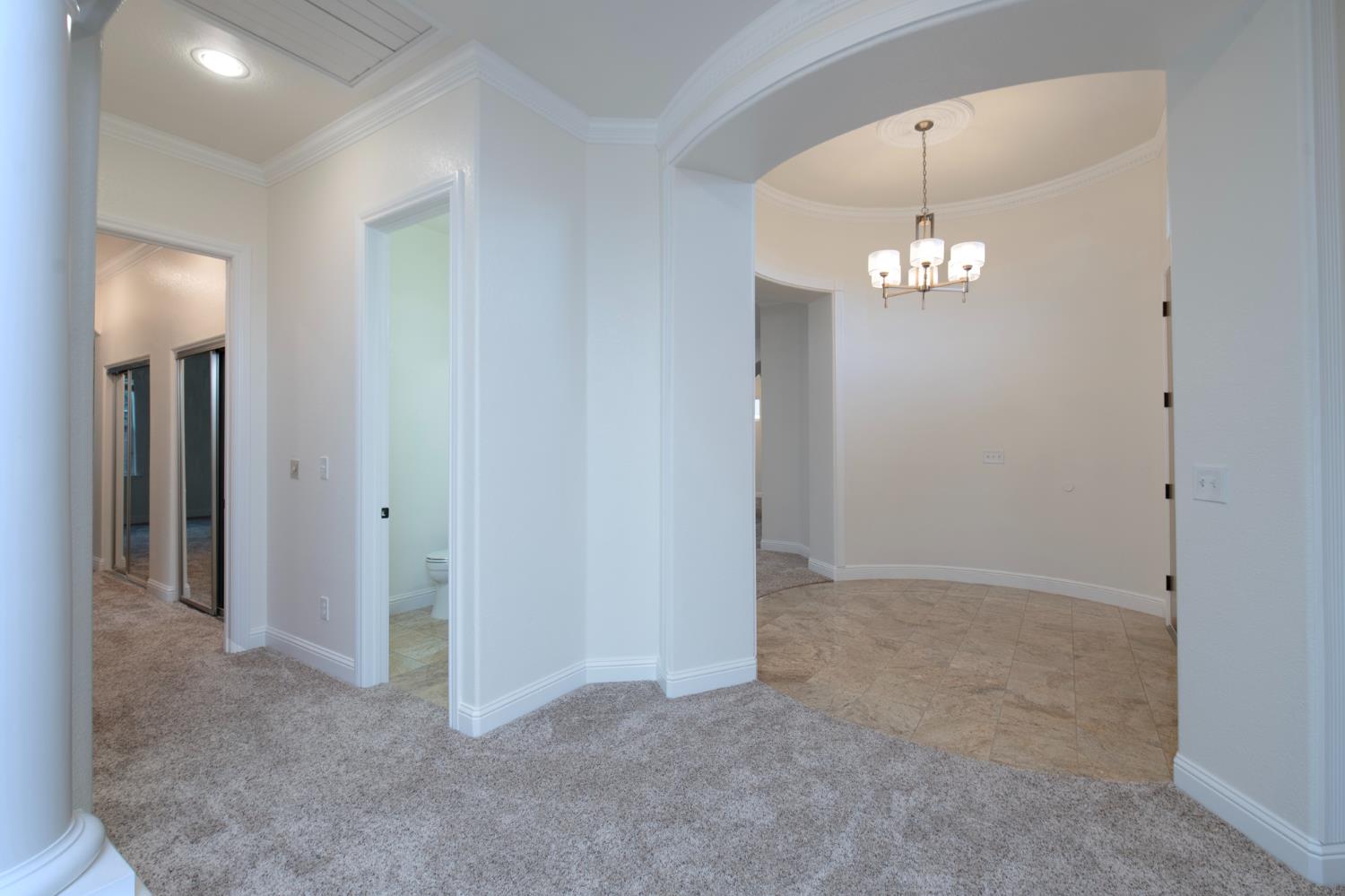 2825 E Quincy Ave, Fresno, CA 93720