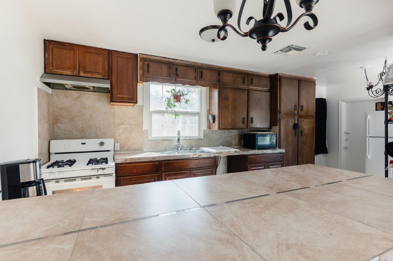 2974 E Cornell Ave, Fresno, CA 93703