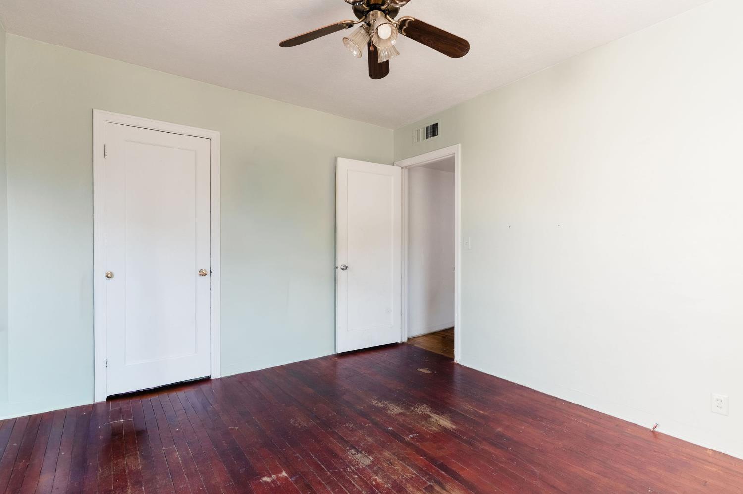 2974 E Cornell Ave, Fresno, CA 93703