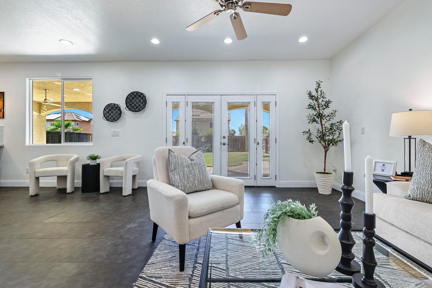 6847 E Townsend Ave, Fresno, CA 93727