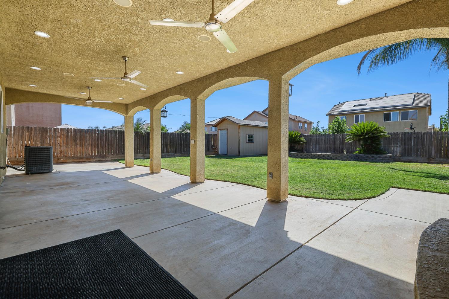 6847 E Townsend Ave, Fresno, CA 93727