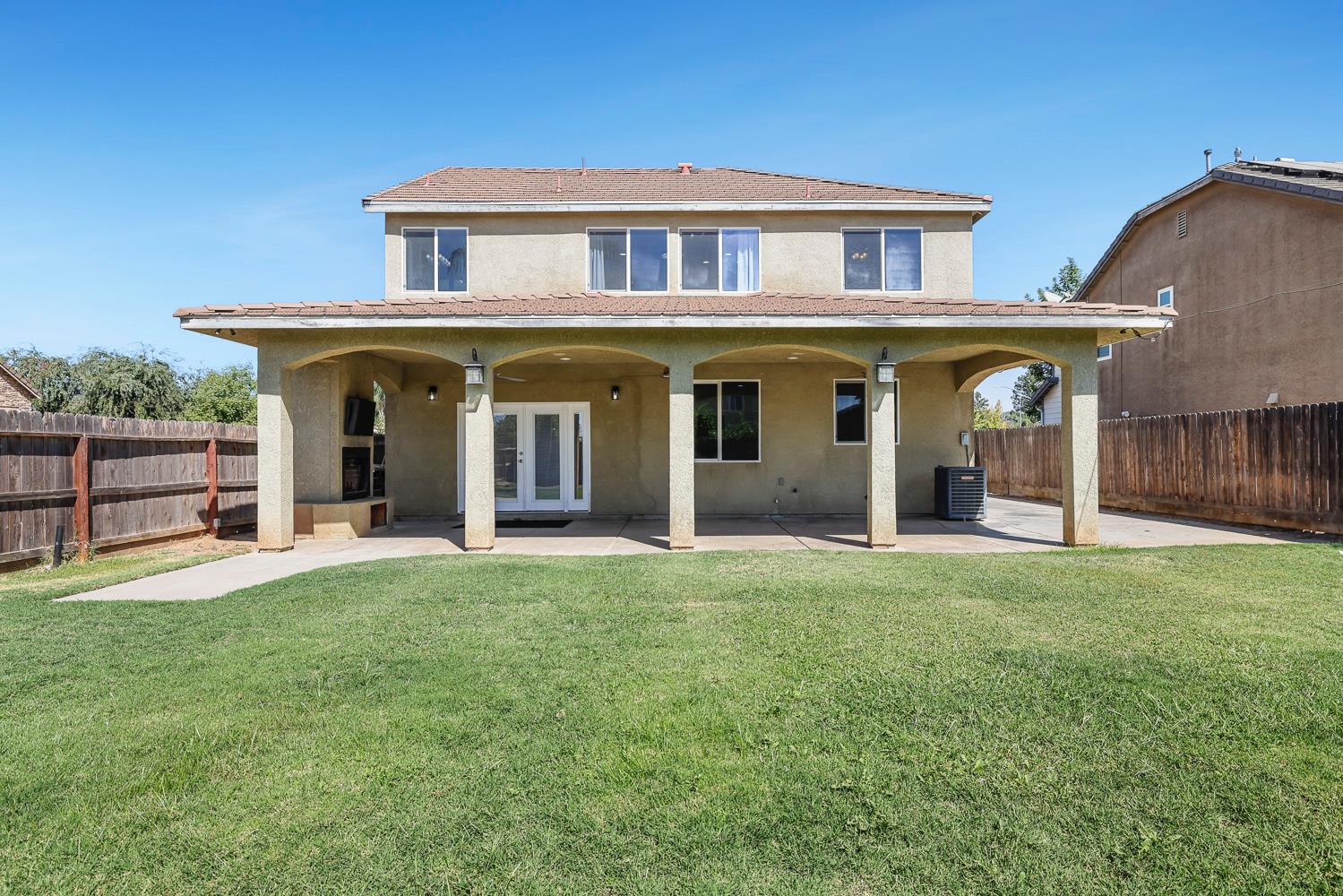 6847 E Townsend Ave, Fresno, CA 93727