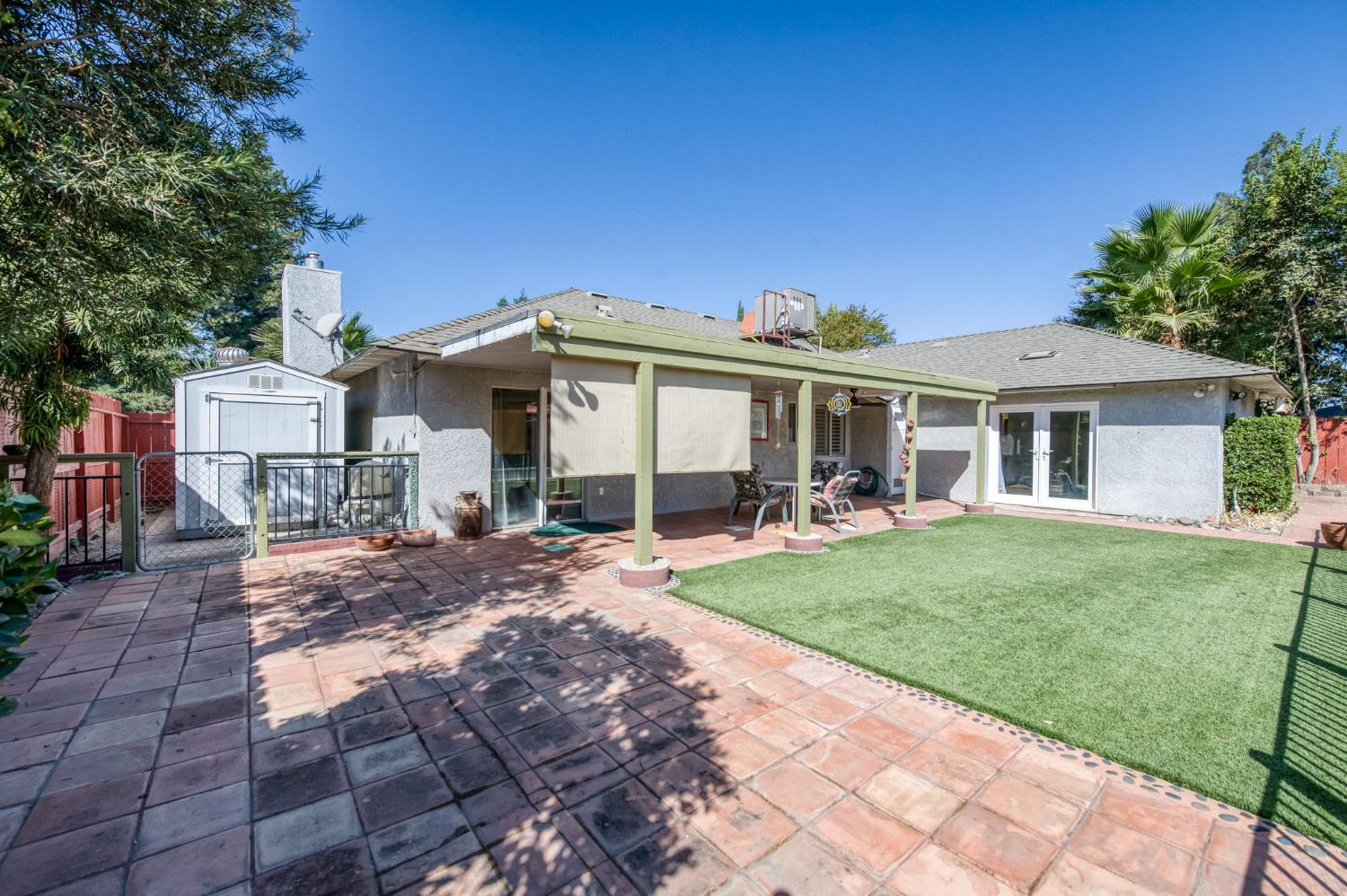 6662 N Brunswick Ave, Fresno, CA 93722