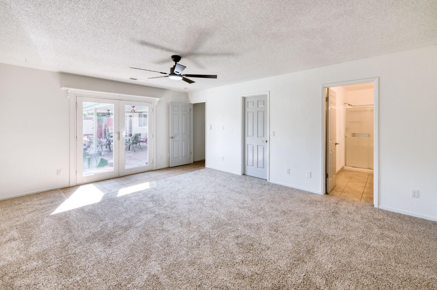 6662 N Brunswick Ave, Fresno, CA 93722