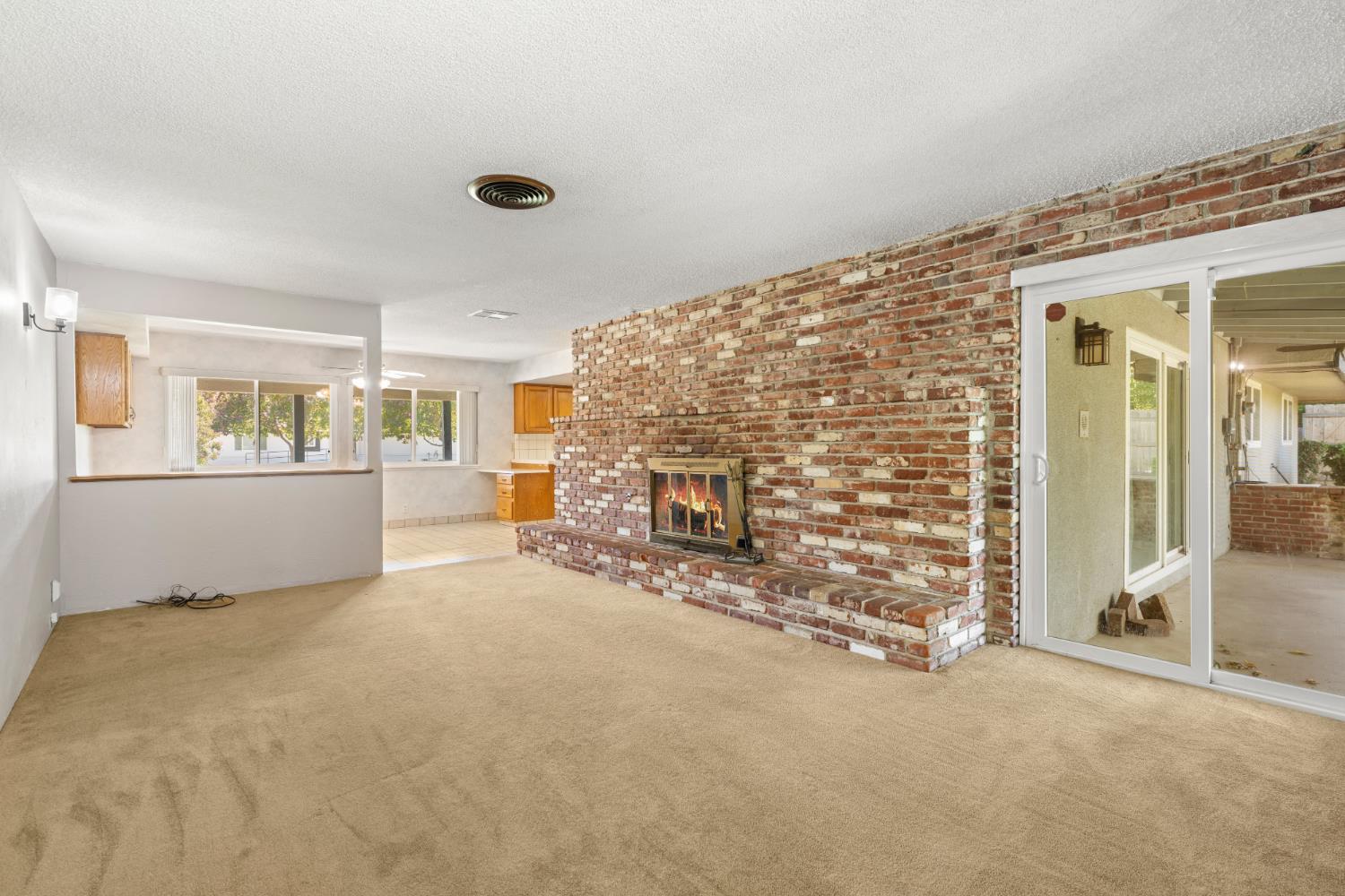 1512 W San Jose, Fresno, CA 93711