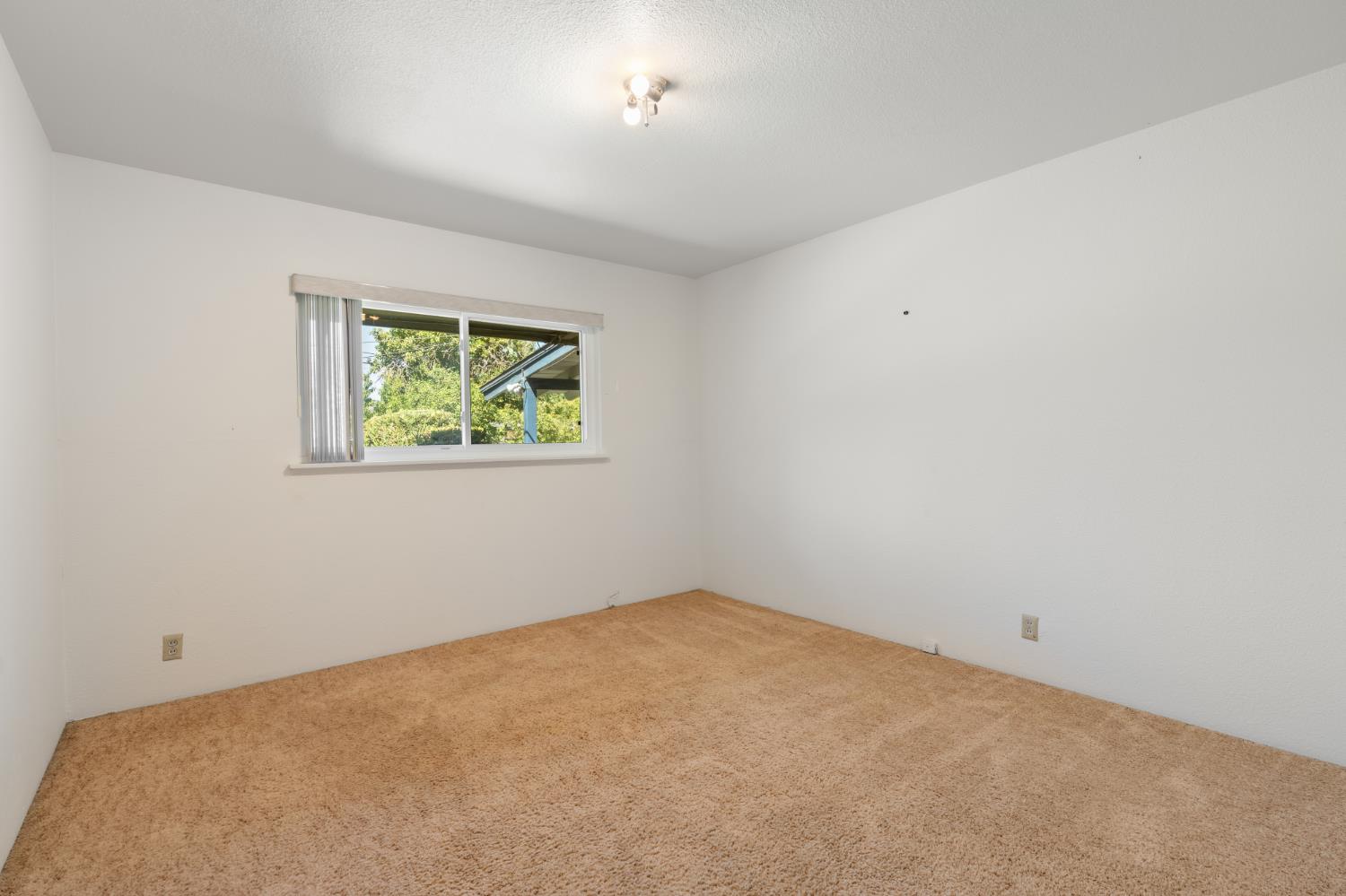 1512 W San Jose, Fresno, CA 93711