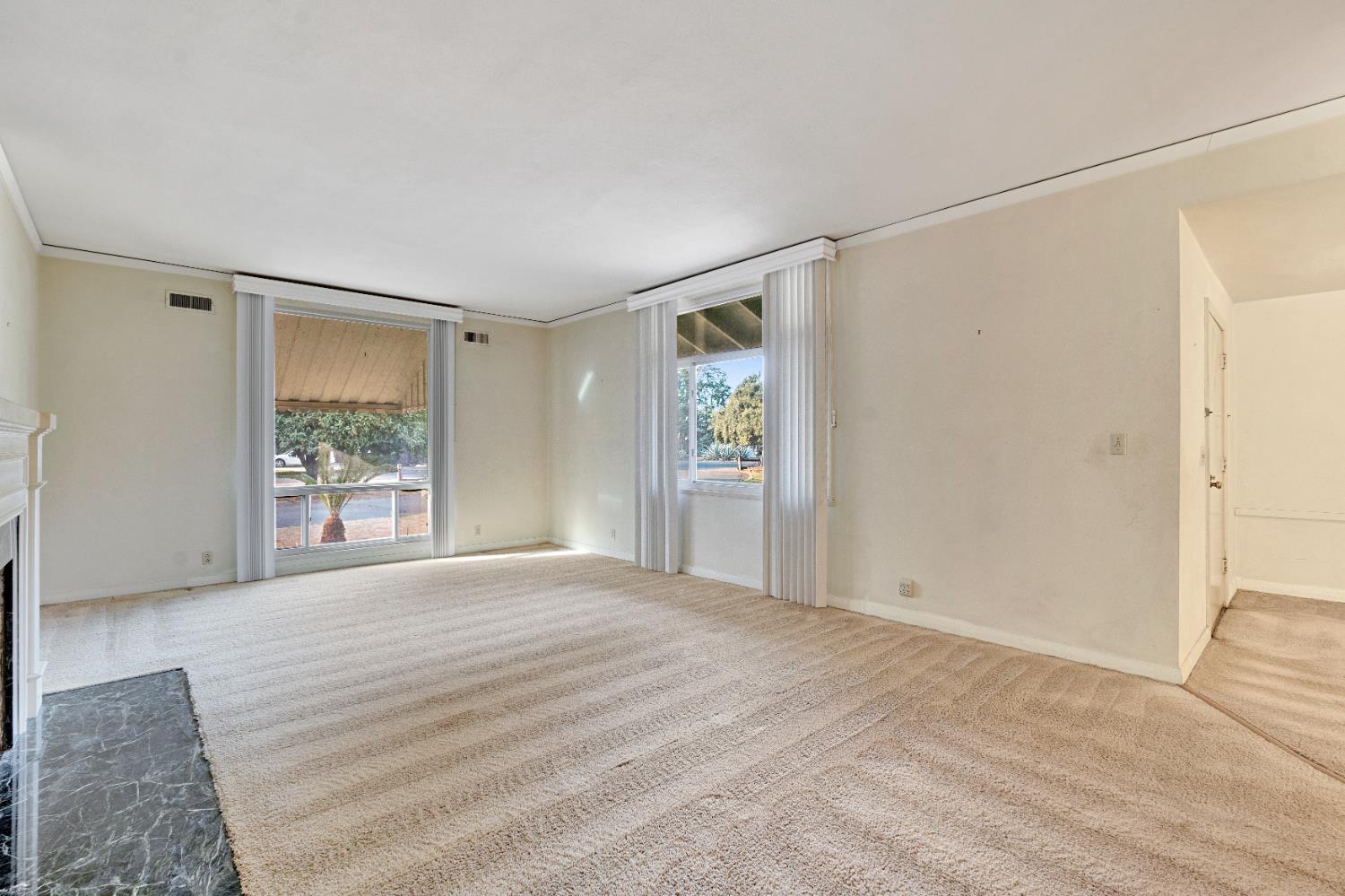 5309 E White Ave, Fresno, CA 93727