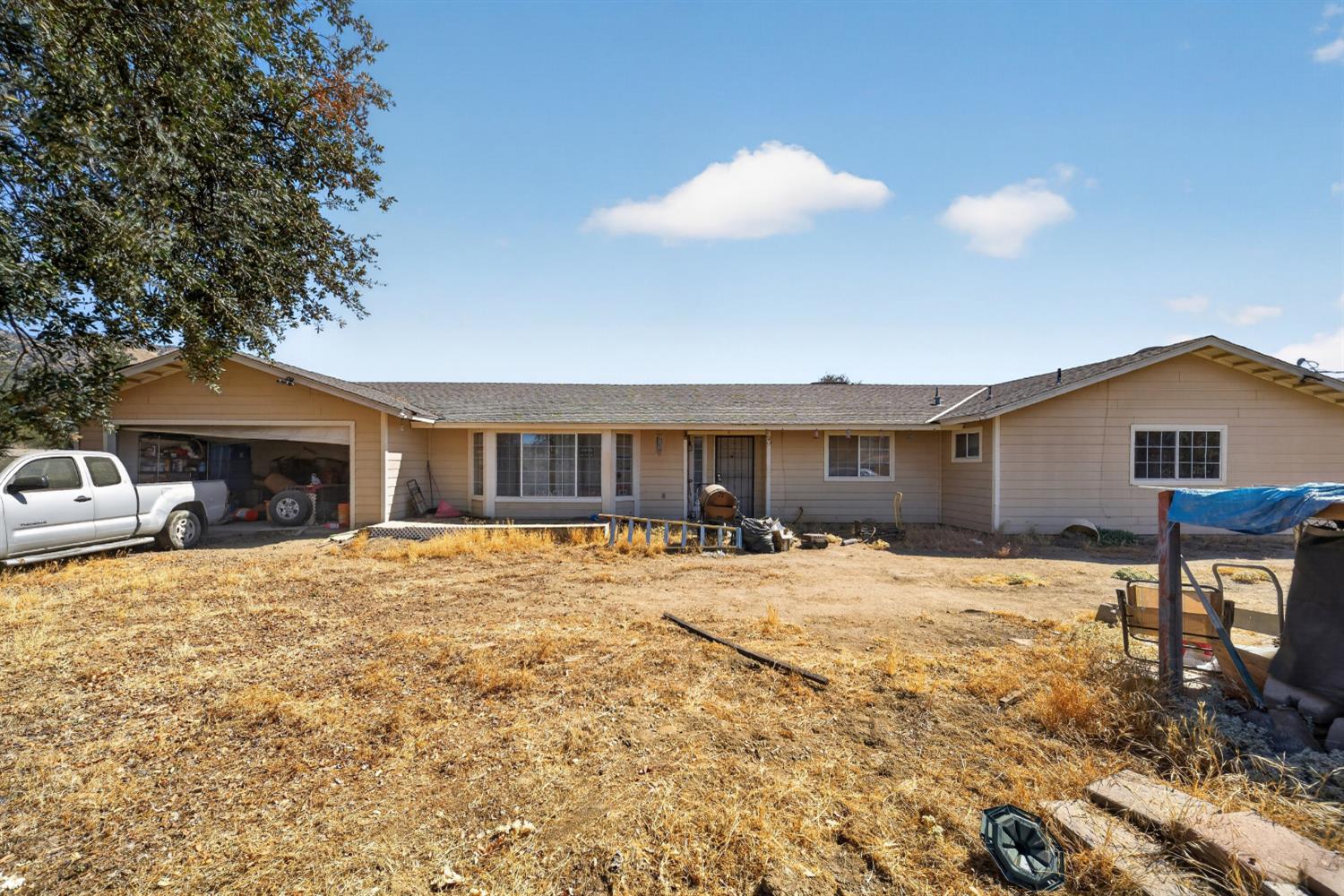 37096 Sand Creek Rd, Yokuts Valley, CA 93675