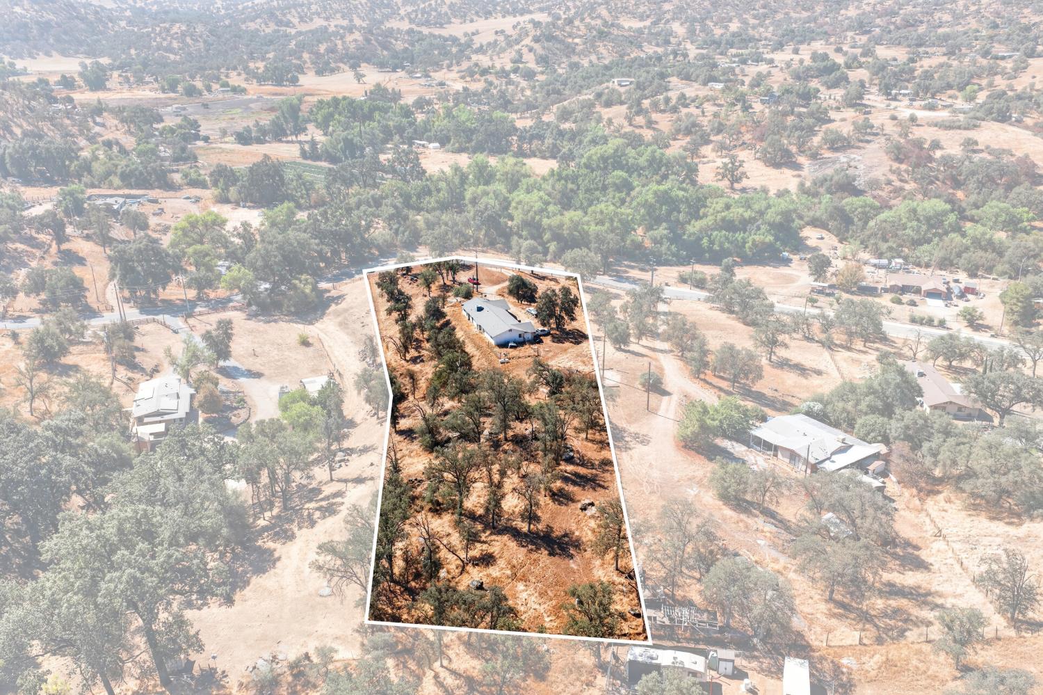 37096 Sand Creek Rd, Yokuts Valley, CA 93675