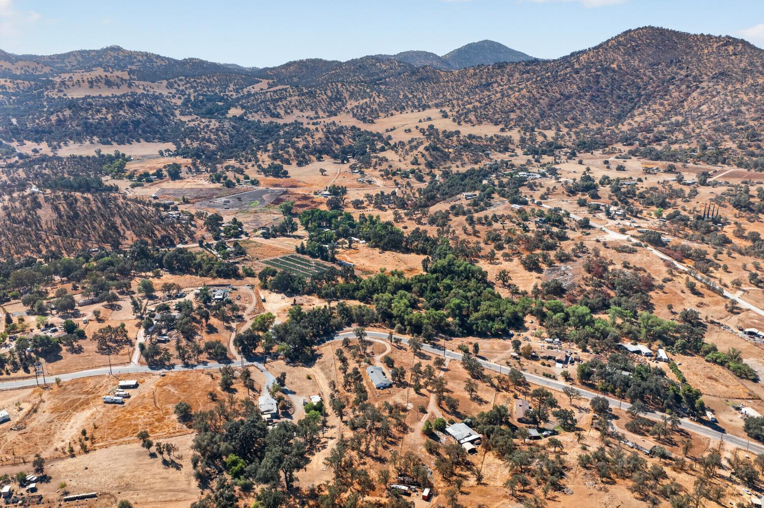 37096 Sand Creek Rd, Yokuts Valley, CA 93675