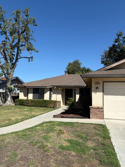 1151 Pontiac Ave, Clovis, CA 93612