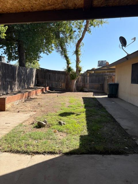 1151 Pontiac Ave, Clovis, CA 93612