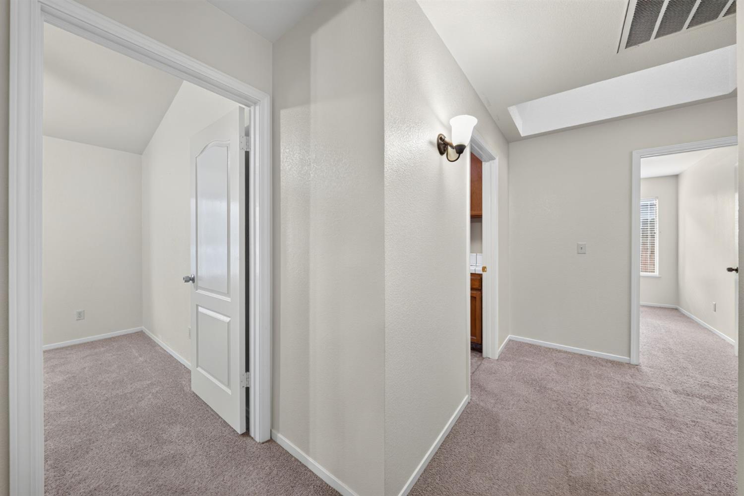 1554 E Utah Ave, Fresno, CA 93720
