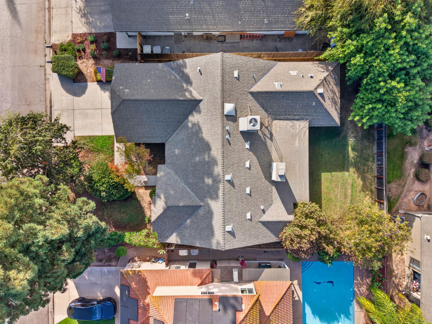 1554 E Utah Ave, Fresno, CA 93720