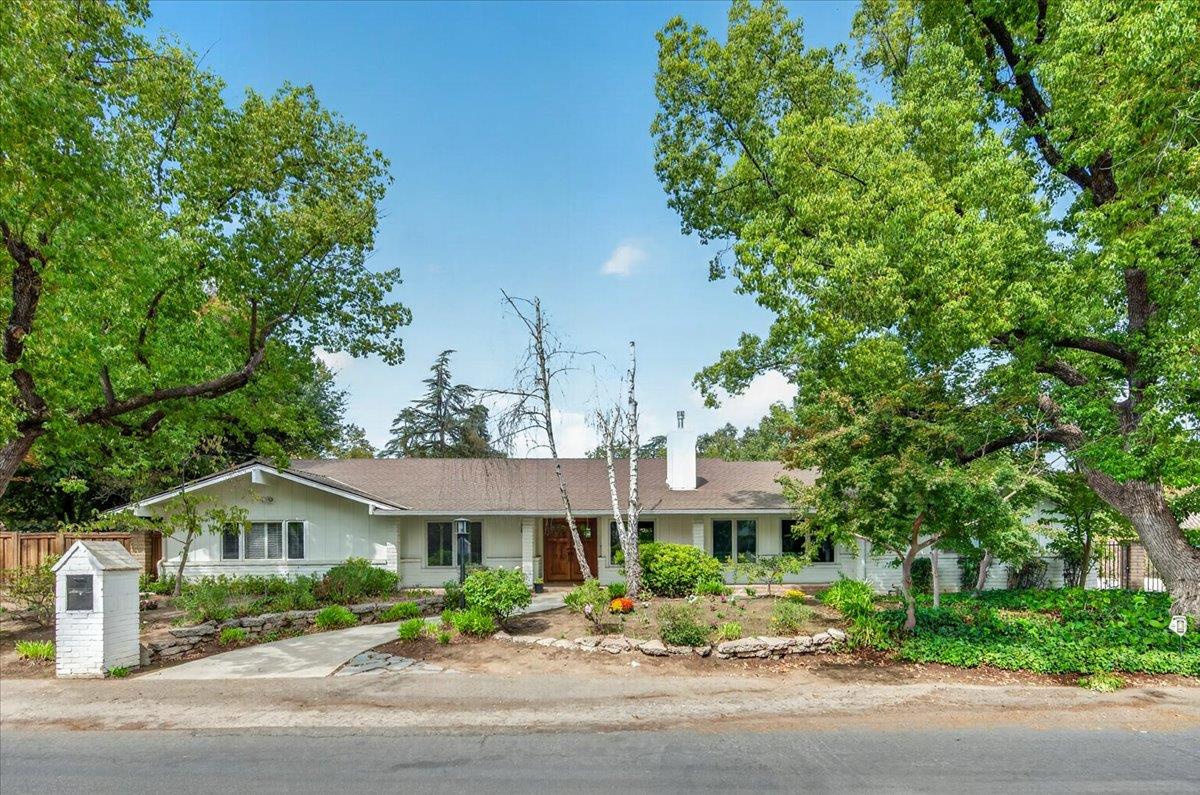 505 E Swift Ave, Fresno, CA 93704