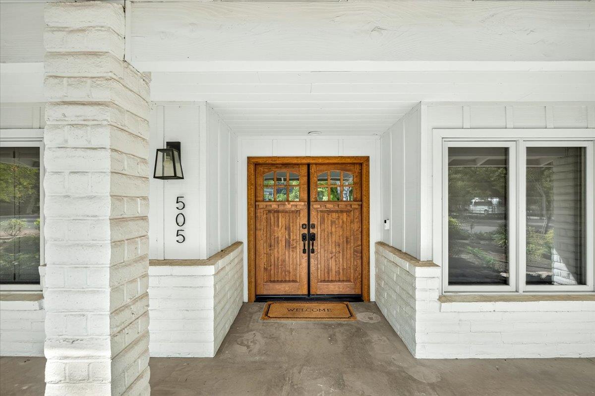 505 E Swift Ave, Fresno, CA 93704