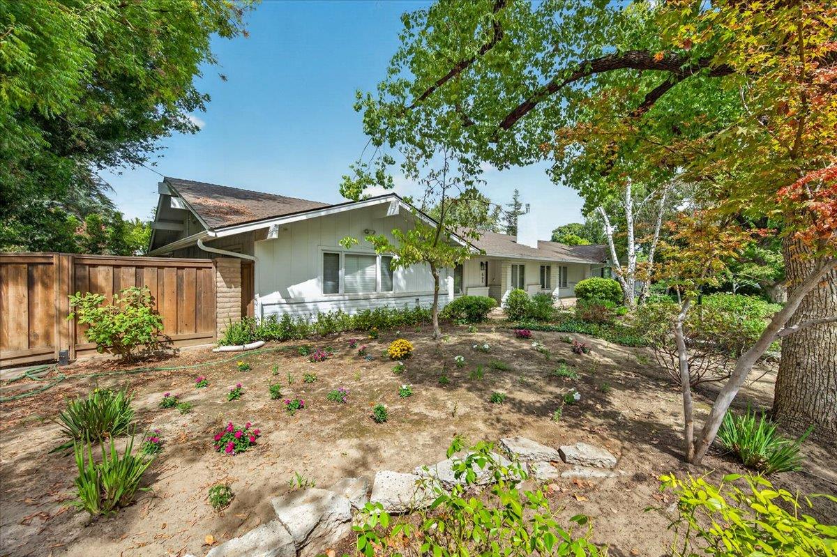 505 E Swift Ave, Fresno, CA 93704