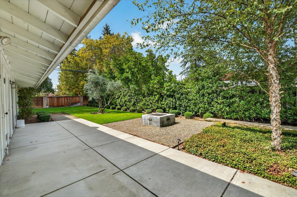 505 E Swift Ave, Fresno, CA 93704