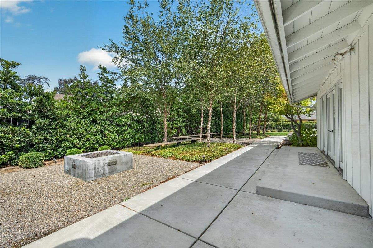505 E Swift Ave, Fresno, CA 93704