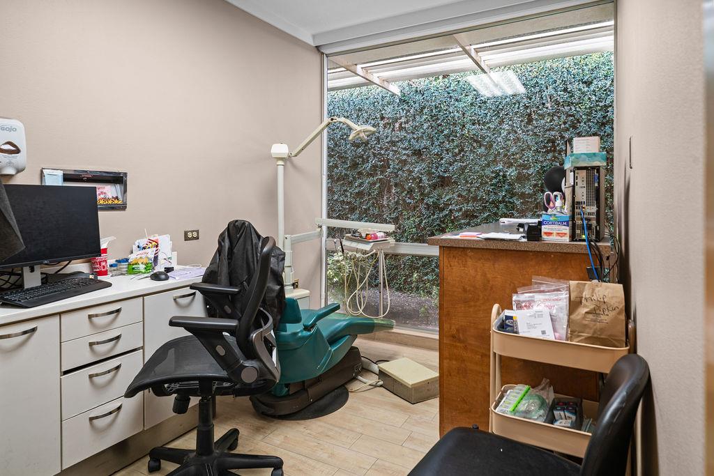 1326 Van Ness Ave, Fresno, CA 93721