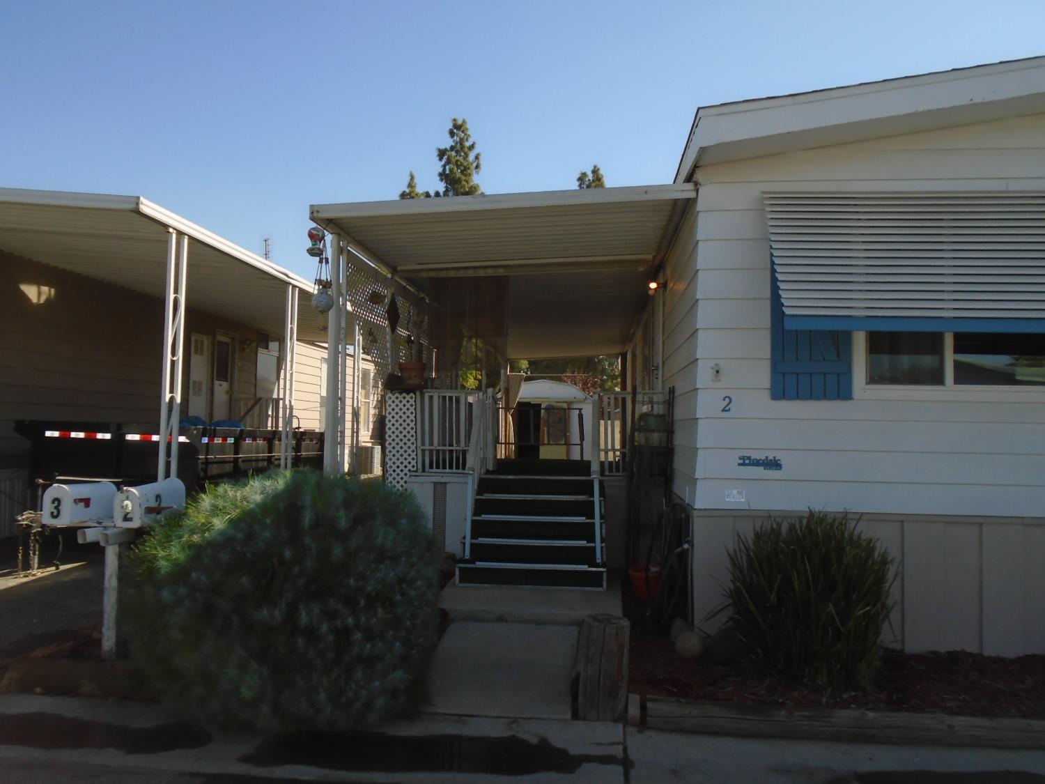 852 #2 E Grangeville Blvd #2, Hanford, CA 93230