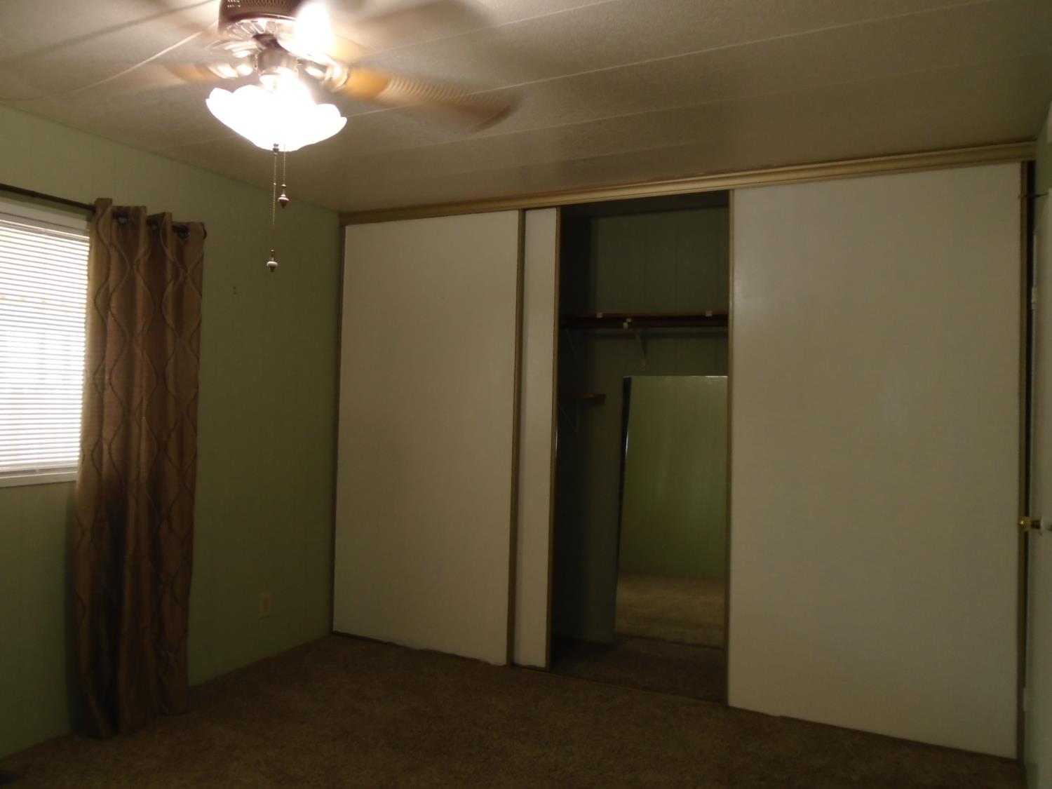 852 #2 E Grangeville Blvd #2, Hanford, CA 93230