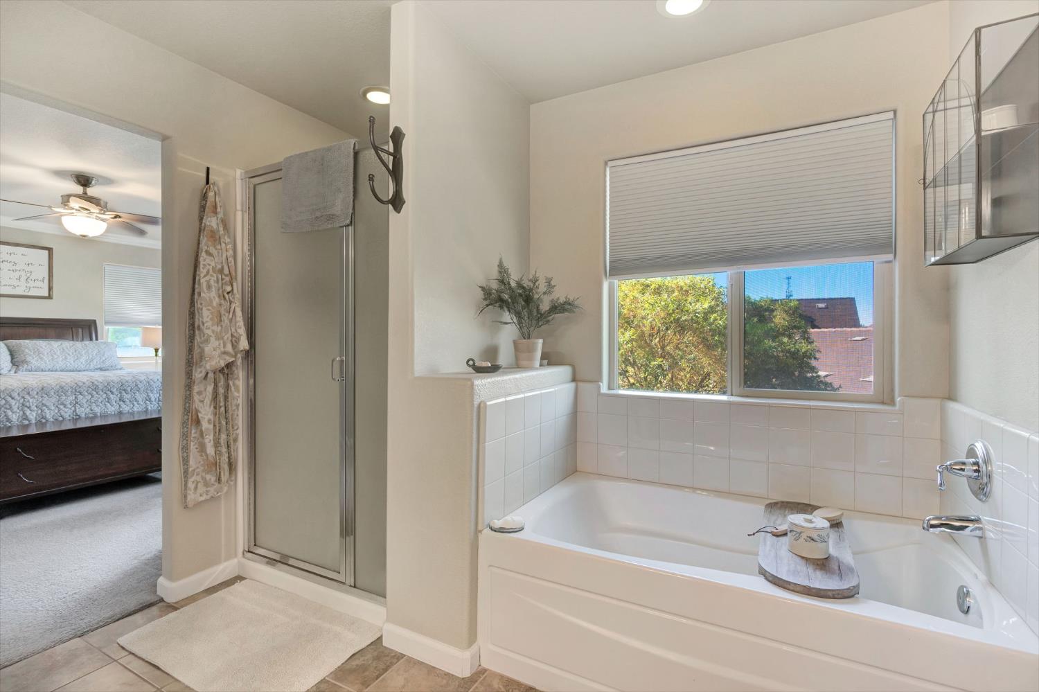 3194 Swift Ave, Clovis, CA 93619